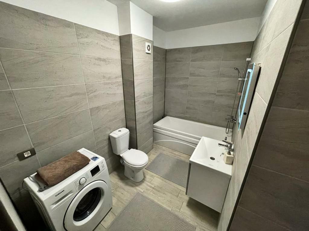 Dragomir Apartments Alezzi 1 Năvodari Exteriör bild