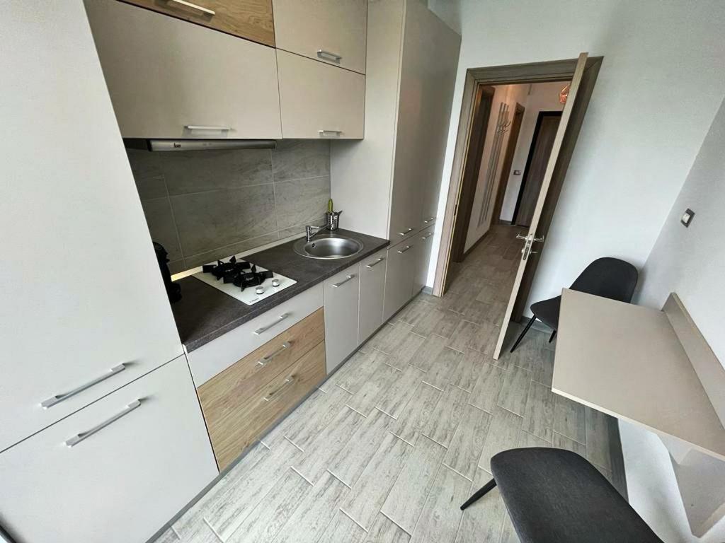 Dragomir Apartments Alezzi 1 Năvodari Exteriör bild